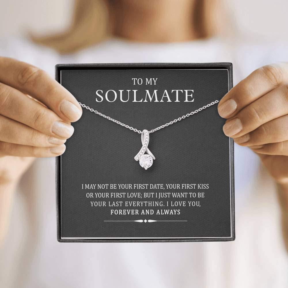 Soulmate Valentine's Day Pendant Classic Versatile Mother's Day Gift Necklace Female